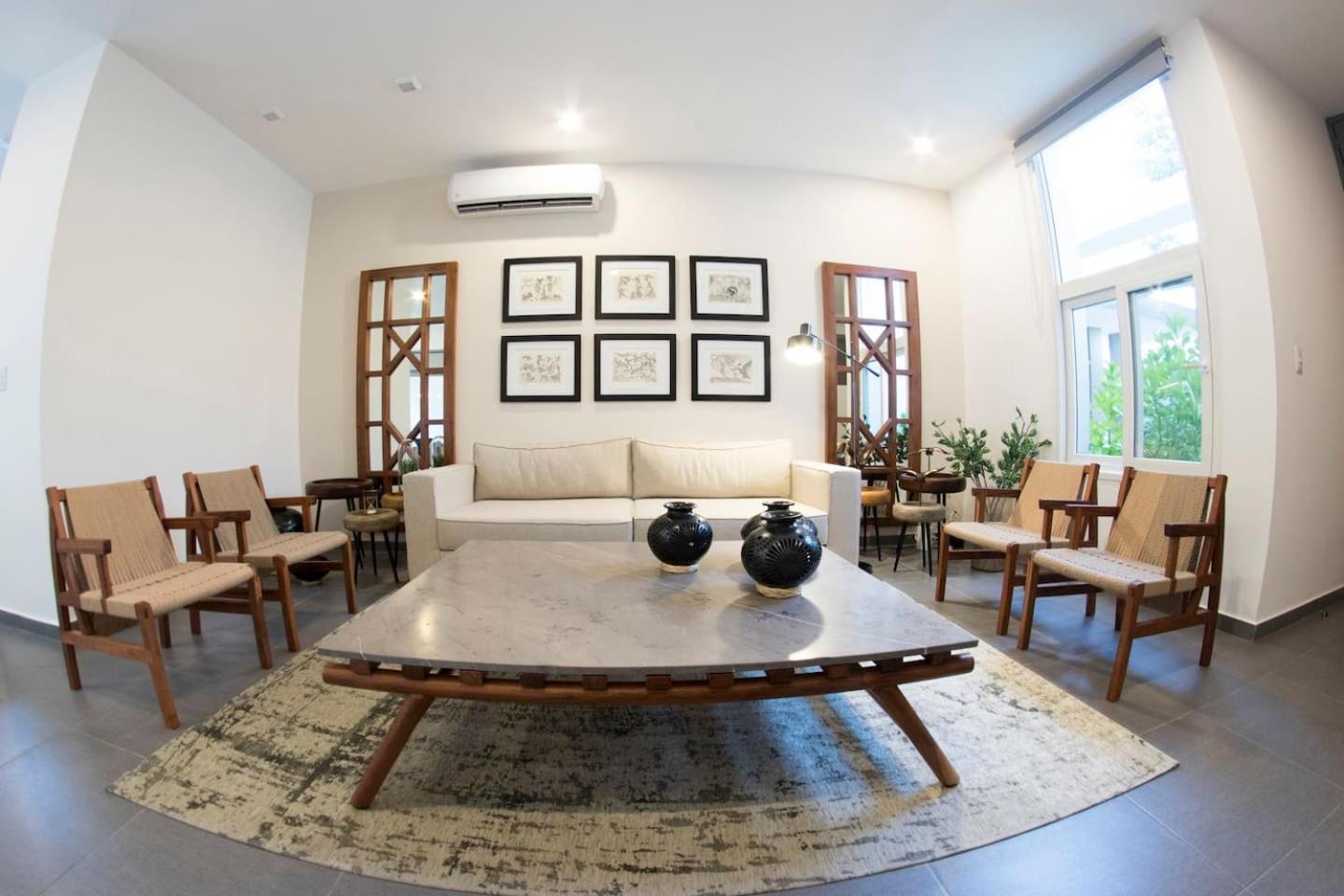Modern House Surrounded By Nature 梅里达 外观 照片